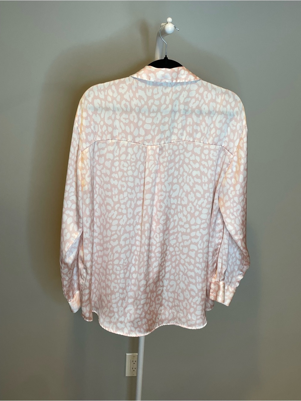 Zara Pink and White Leopard Print Blouse XL - Picture 2 of 3